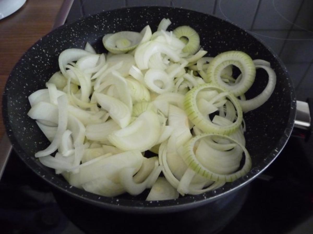 Aus dem Backofen : Tortellini - Gemüse- Zwiebelsuppe mit Käse überbacken - Rezept - Bild Nr. 7