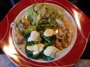 Putengeschnezeltes mit grünen Nudeln und  Broccoli mit Hollandaise - Rezept