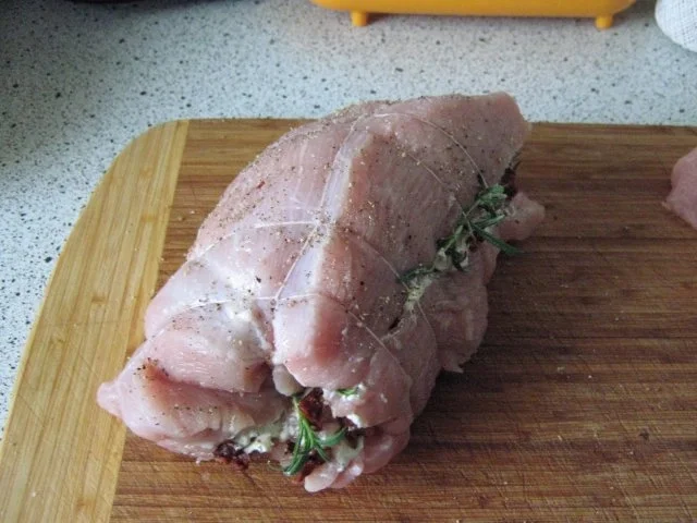 Rezept: Putenbraten, gefüllt Bild Nr. 3 Putenbraten, gefüllt - Rezept - Bild Nr. 3