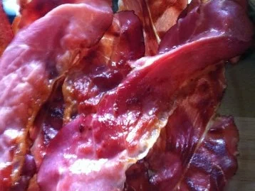 Rezept: Wildlachs-Filet mit Speckbohnen und Paprikastreifen mit Stampfkartoffeln Bild Nr. 7 Wildlachs-Filet mit Speckbohnen und Paprikastreifen mit Stampfkartoffeln - Rezept - Bild Nr. 7