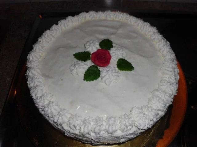 Zitronen-Buttermilch-Torte - Rezept