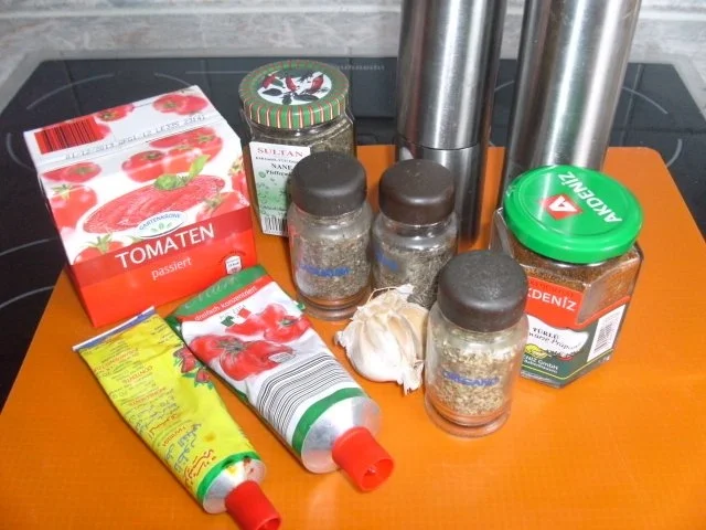 Pizza mit Quark-Öl-Teig - Rezept - Bild Nr. 7