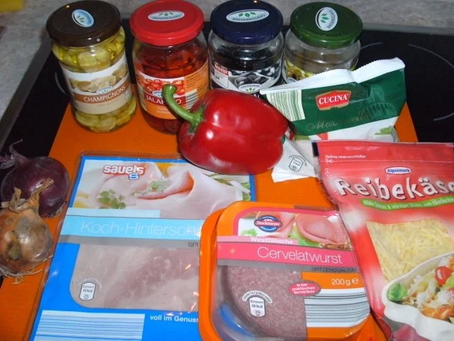 Pizza mit Quark-Öl-Teig - Rezept - Bild Nr. 9