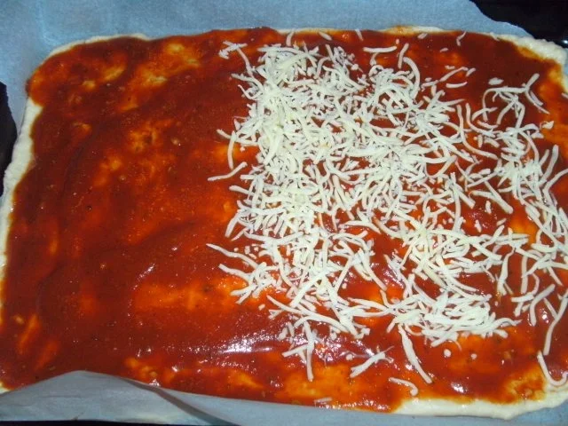 Pizza mit Quark-Öl-Teig - Rezept - Bild Nr. 12
