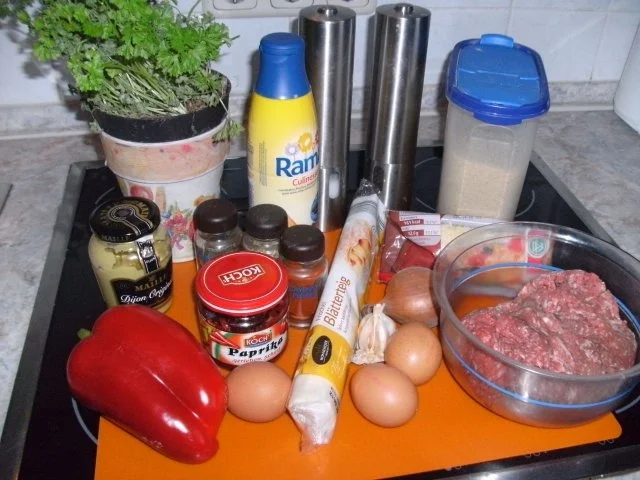 Rezept: Pikante Paprika-Hackpäckchen Bild Nr. 2 Pikante Paprika-Hackpäckchen - Rezept - Bild Nr. 2