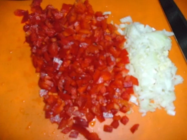 Rezept: Pikante Paprika-Hackpäckchen Bild Nr. 3 Pikante Paprika-Hackpäckchen - Rezept - Bild Nr. 3