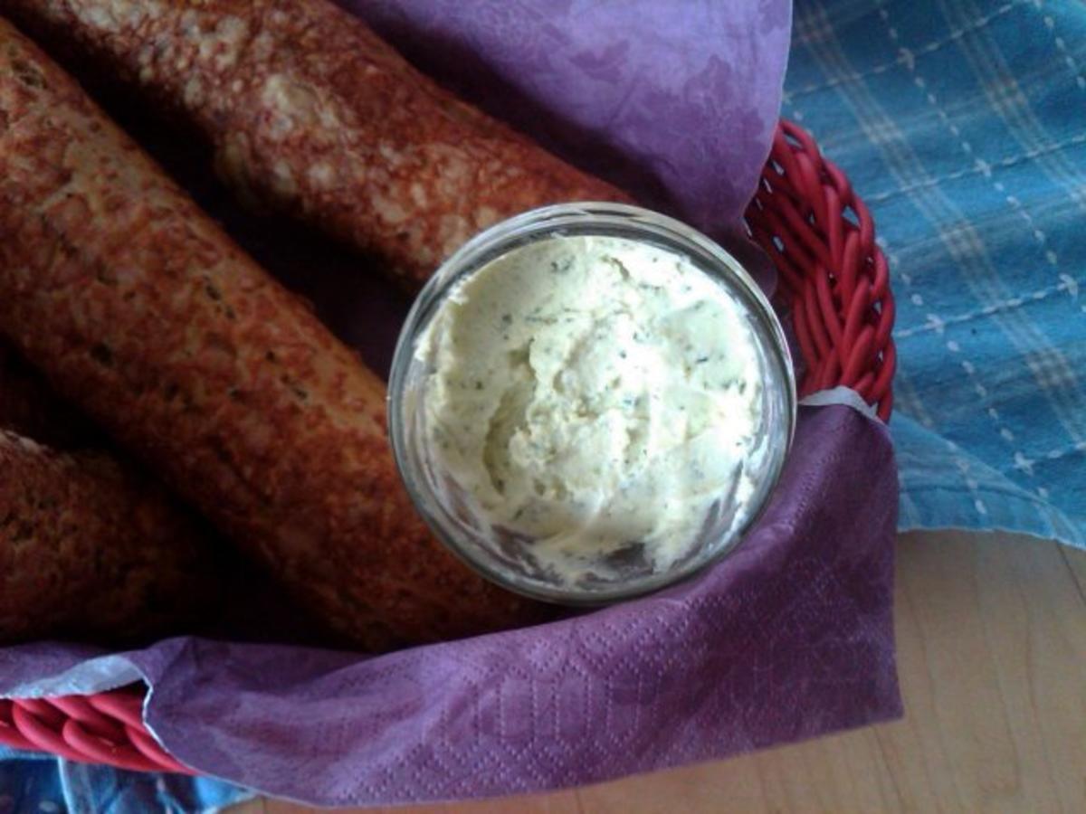 Brotaufstrich Kräuteraufstrich zubereitet mit dem Thermomix - Rezept ...