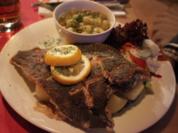 Rezept: Fisch: Scholle gebraten mit heiรen Stachelbeeren und Salzkartoffeln Fisch: Scholle gebraten mit heiรen Stachelbeeren und Salzkartoffeln - Rezept