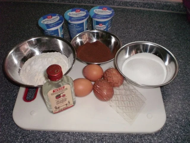 Rezept: Schwarzwälder - Kirsch, mal anders Bild Nr. 2 Schwarzwälder - Kirsch, mal anders - Rezept - Bild Nr. 2