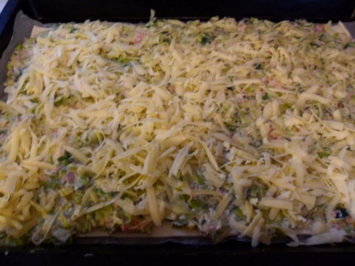 Poree-Flammkuchen auf Blätterteigboden - Rezept - Bild Nr. 4