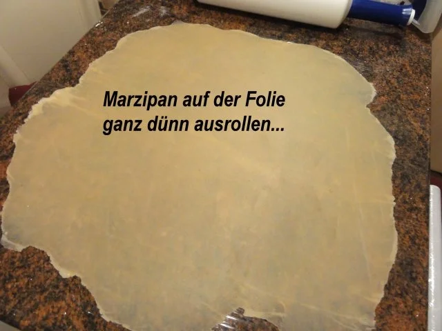 Rezept: Biskuit: BUTTERCREME " FÜRST - PÜCKLER - ART " Bild Nr. 13 Biskuit: BUTTERCREME " FÜRST - PÜCKLER - ART " - Rezept - Bild Nr. 13