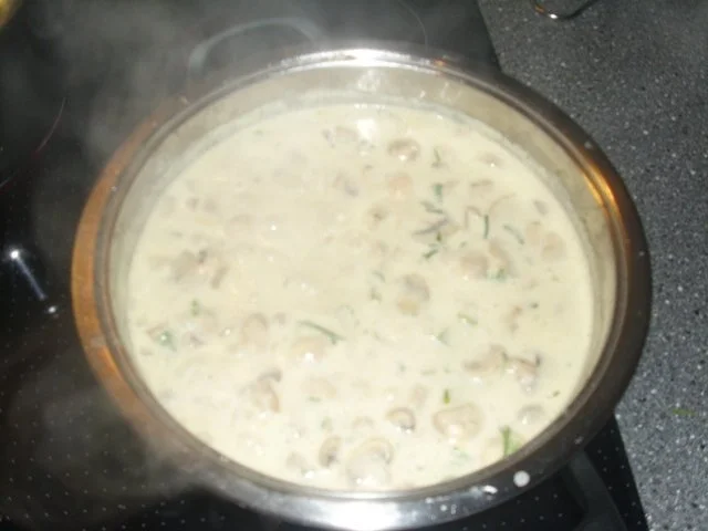 Geschnetzeltes mit Champignons und Bandnudeln - Rezept - Bild Nr. 3