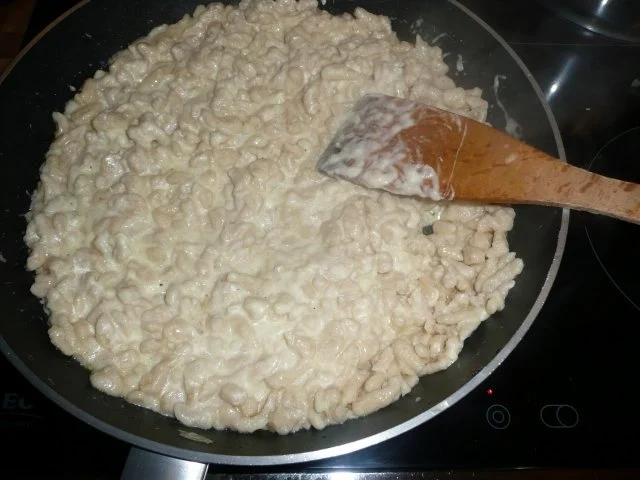 Käsespätzle a la Österreich - Rezept - Bild Nr. 9