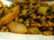 Curry-Ebly mit geröstetem Fenchel und Birnen - Rezept
