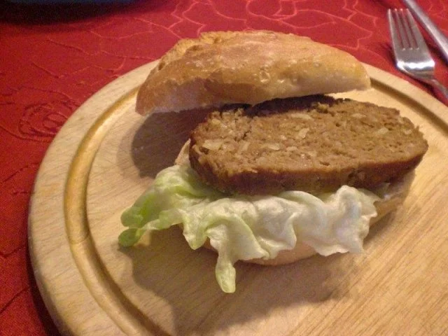 Rezept: Schneller Hackbraten auf Brötchen Bild Nr. 7 Schneller Hackbraten auf Brötchen - Rezept - Bild Nr. 7