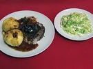 Schweinebraten mit Knödeln (Rocco Stark) - Rezept