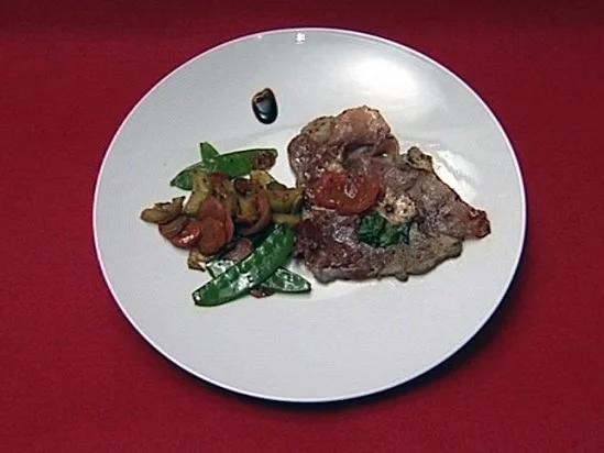 Saltimbocca mit Soße und Gemüse (Ramona Leiß) - Rezept