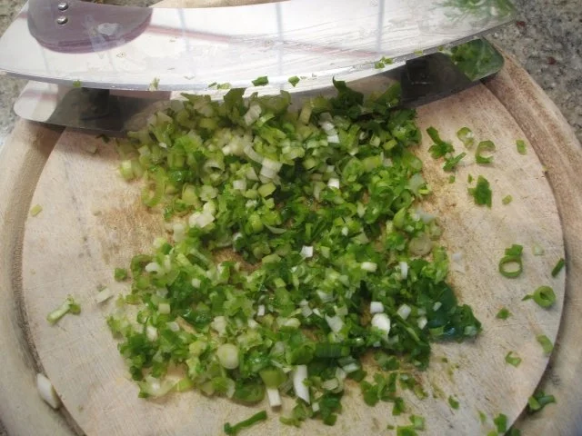 Rezept: Fingerfood: Miniwindbeutel mit Kaviar-Füllung Bild Nr. 3 Fingerfood: Miniwindbeutel mit Kaviar-Füllung - Rezept - Bild Nr. 3