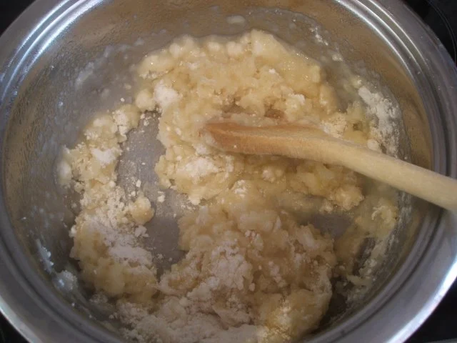 Rezept: Fingerfood: Miniwindbeutel mit Kaviar-Füllung Bild Nr. 4 Fingerfood: Miniwindbeutel mit Kaviar-Füllung - Rezept - Bild Nr. 4