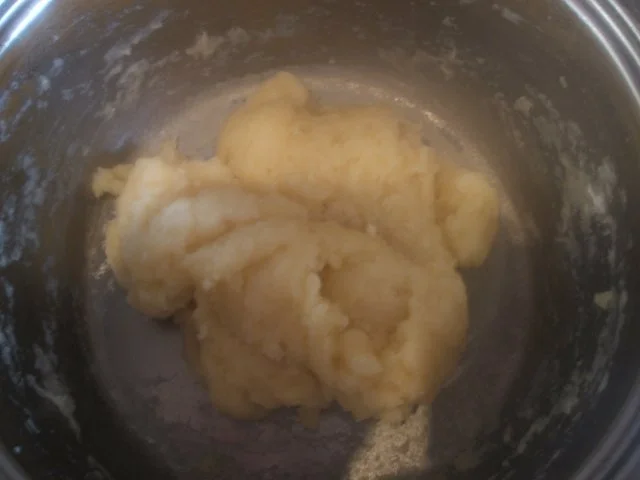 Rezept: Fingerfood: Miniwindbeutel mit Kaviar-Füllung Bild Nr. 5 Fingerfood: Miniwindbeutel mit Kaviar-Füllung - Rezept - Bild Nr. 5