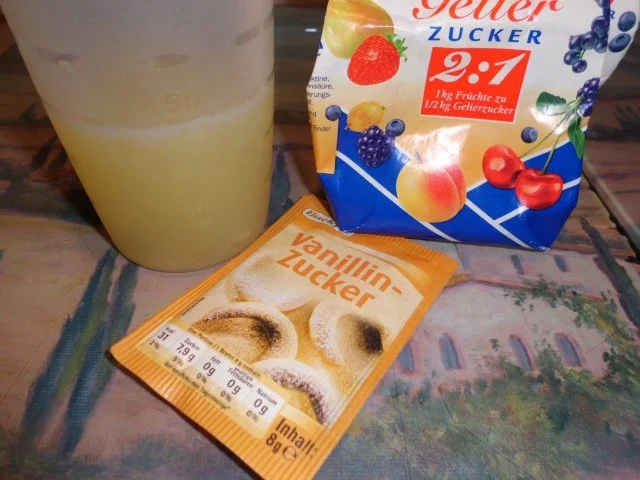 Basic: Zitronen-Vanilie-Sirup - Rezept - Bild Nr. 2