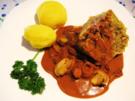 Rotwein-Zwiebelsoße mit Pilzen - Rezept