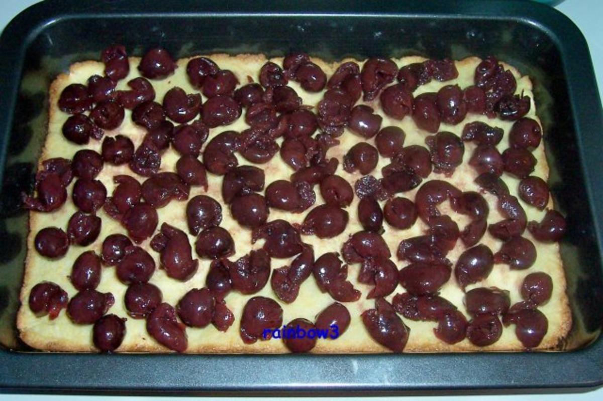 Backen: Mini-Kirsch-Quark-Kuchen mit Streusel - Rezept - Bild Nr. 4