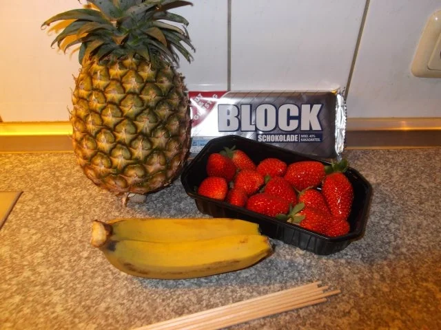 Rezept: Andy`s Schoko-Fruchtspieß Bild Nr. 2 Andy`s Schoko-Fruchtspieß - Rezept - Bild Nr. 2