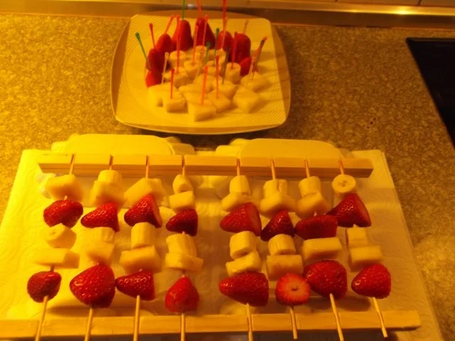 Rezept: Andy`s Schoko-Fruchtspieß Bild Nr. 3 Andy`s Schoko-Fruchtspieß - Rezept - Bild Nr. 3