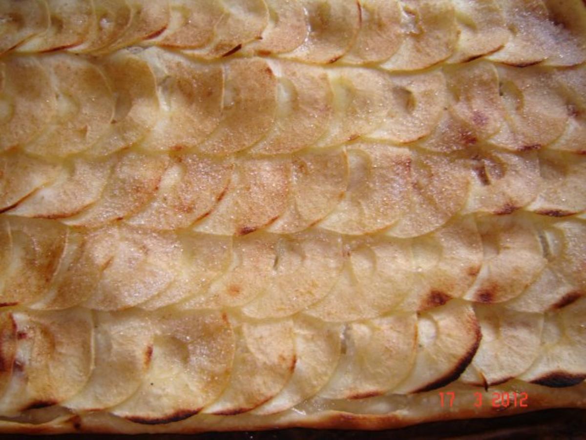 Kuchen & Torten : Apfel-Flammkuchen - Rezept