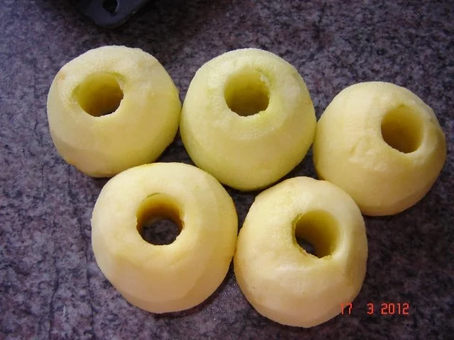 Rezept: Kuchen & Torten : Apfel-Flammkuchen Bild Nr. 4 Kuchen & Torten : Apfel-Flammkuchen - Rezept - Bild Nr. 4