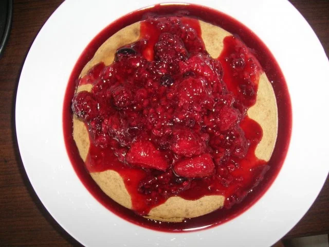 BREAKFAST: Waffeln mit warmen Früchten (MIT und OHNE Waffeleisen) - Rezept