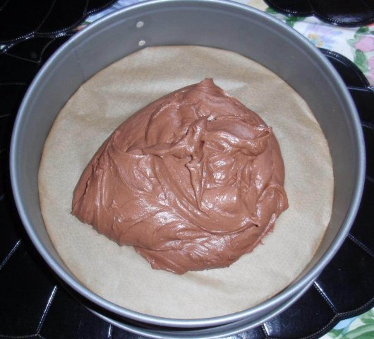 Schoko-Kokos-Kuchen mit Osterdeko - Rezept - Bild Nr. 3