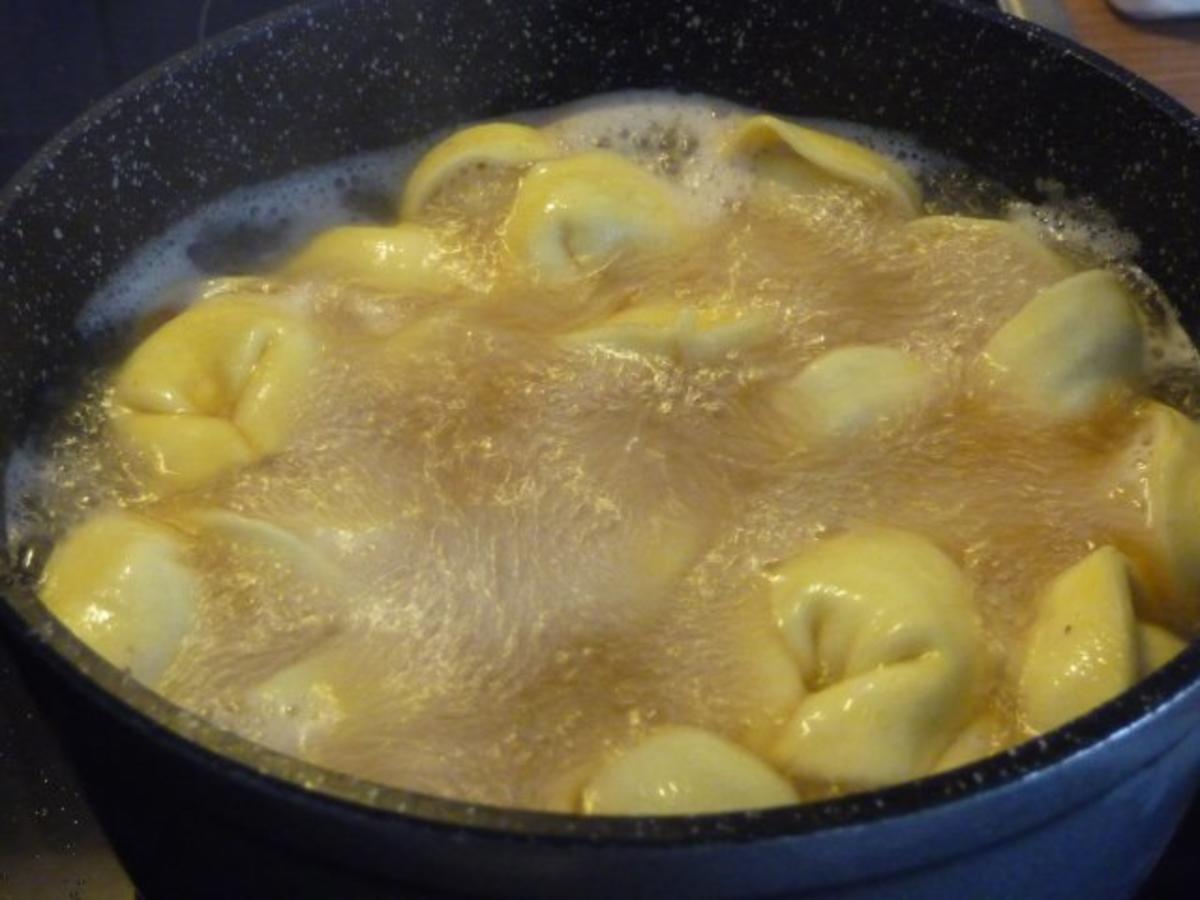 Leber in Stückchen mit Tortellini - Rezept - Bild Nr. 6