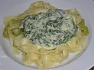 Pasta mit Spinat-Parmesan Sauce - Rezept