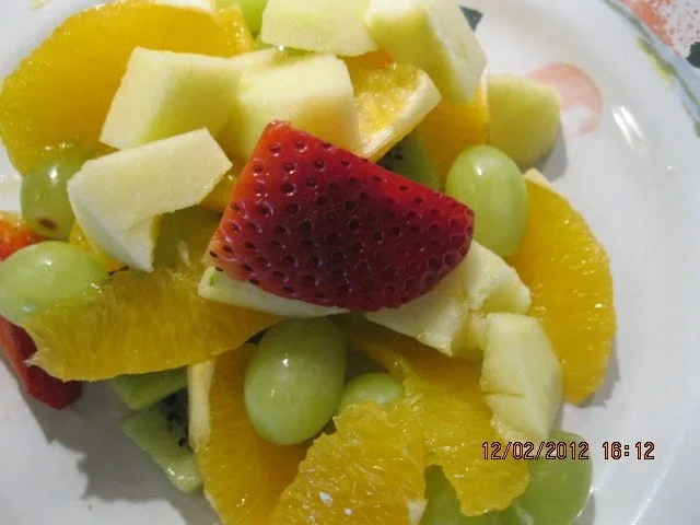 beschwipster Obstsalat - Rezept