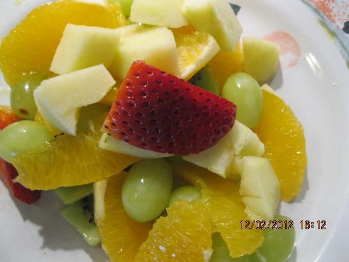 beschwipster Obstsalat - Rezept mit Bild - kochbar.de