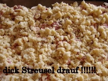 Rosenkuchen aus Quarkteig mit Mascarpone-Rum Erdbeerkonfitüren Füllung und dick Streusel - Rezept - Bild Nr. 15