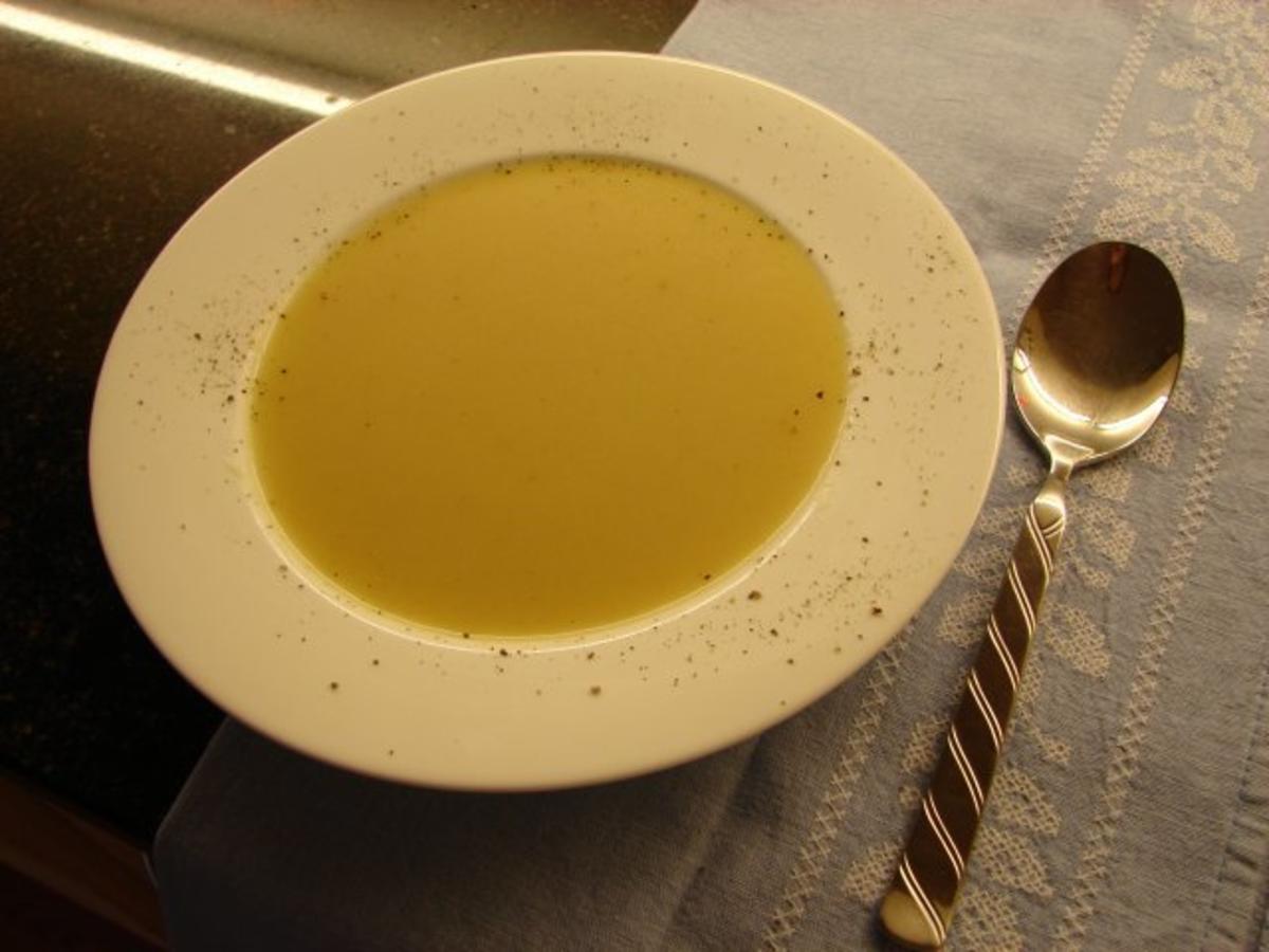 Apfel - Sellerieschaumsuppe - Rezept - Bild Nr. 4