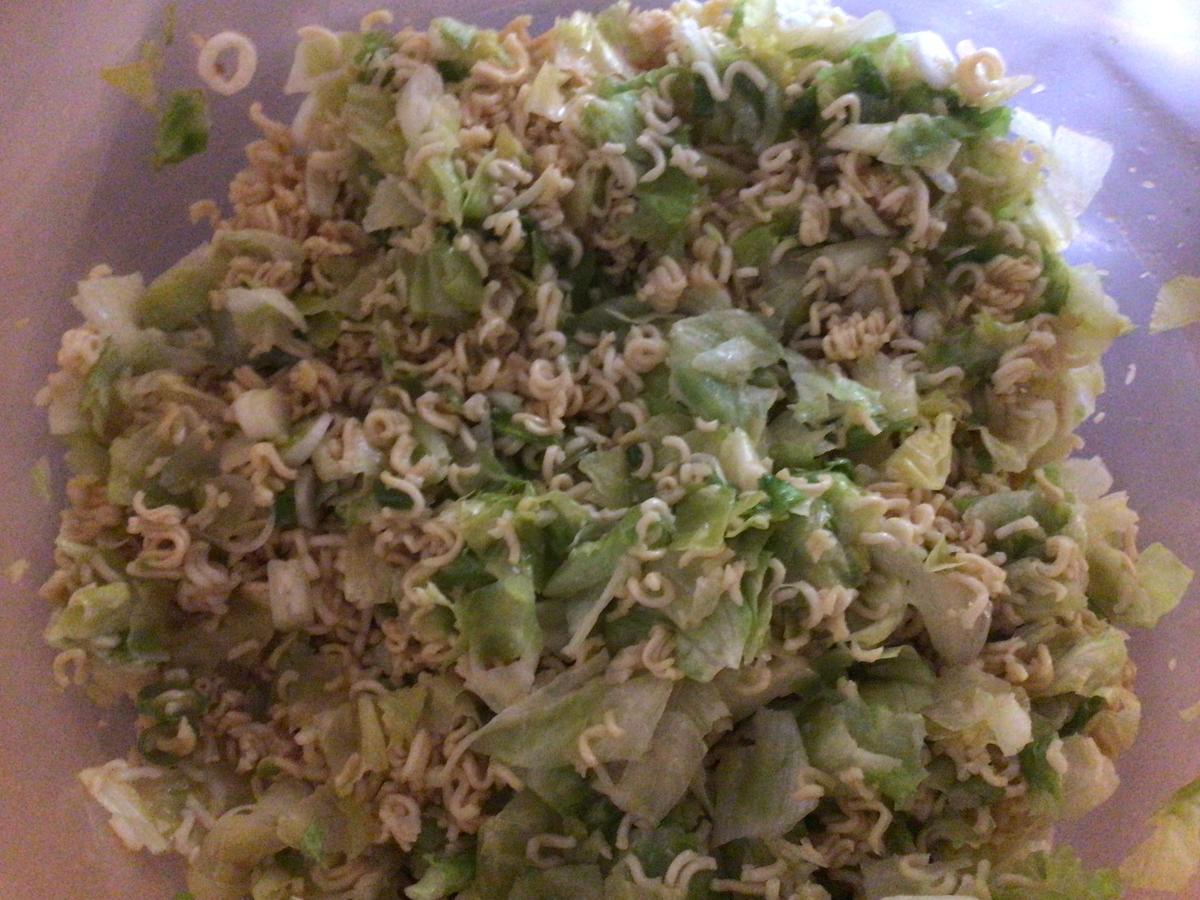 Asia-Nudel -Salat - Rezept - Bild Nr. 3