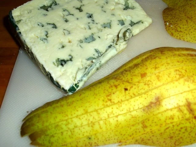 Rezept: Blätterteigtarte mit Lauch Birne und Roquefort Bild Nr. 2 Blätterteigtarte mit Lauch Birne und Roquefort - Rezept - Bild Nr. 2