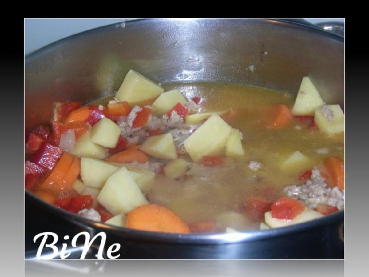 BiNe` S HACKFLEISCHSUPPE - Rezept mit Bild - kochbar.de