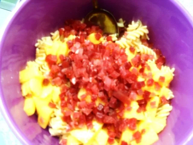 Rezept: Fruchtiger Nudelsalat Bild Nr. 3 Fruchtiger Nudelsalat - Rezept - Bild Nr. 3