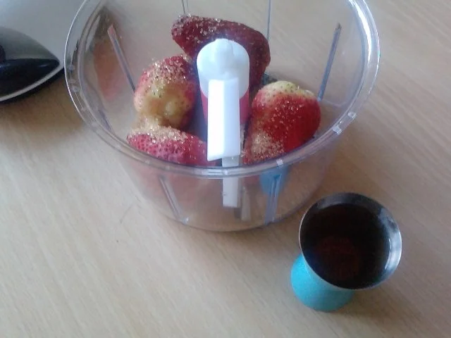 Rezept: T - D - W - Cocktail Mein Dank für alle lieben Kommis meiner Freunde z. Topkoch der Woche Bild Nr. 4 T - D - W - Cocktail Mein Dank für alle lieben Kommis meiner Freunde z. Topkoch der Woche - Rezept - Bild Nr. 4