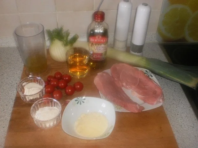 Rezept: Käseschnitzel mit buntem Gemüse Käseschnitzel mit buntem Gemüse - Rezept