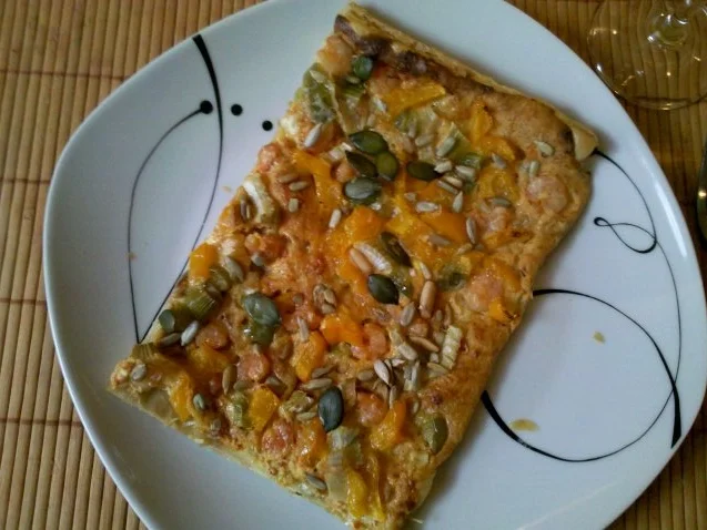 Flammkuchen: Pikanter Garnelen-Flammkuchen â la Gudrun - Rezept - Bild Nr. 14