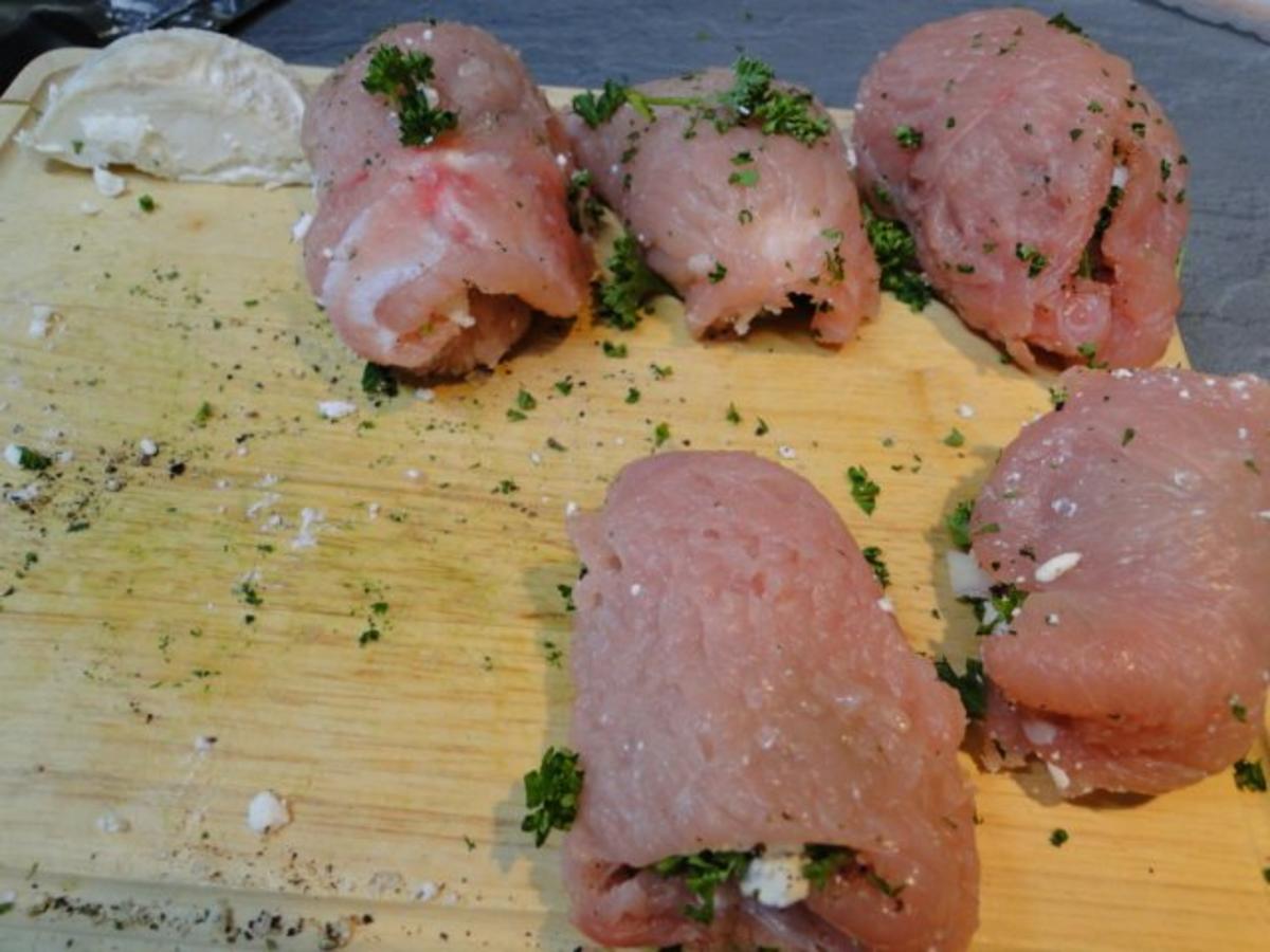 Puten-Ministeaks als Roulade gefüllt mit Ziegenkäse und Petersilie♠ - Rezept - Bild Nr. 6