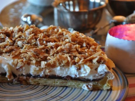 Pflaumenmuss-Mandelkrokant-Torte - Rezept - Bild Nr. 2