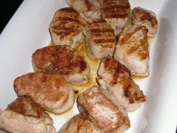 Schweinemedaillons mit gegrillten Tomaten und Kartoffelecken - Rezept - Bild Nr. 8