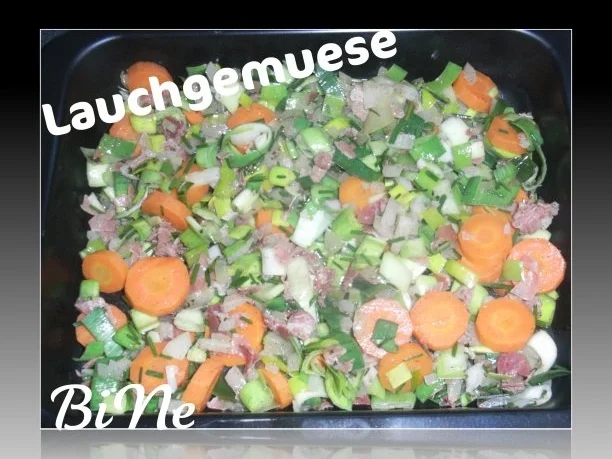 Rezept: BiNe` S LACHSFILET MIT WALNUSSKRUSTE IN LAUCHGEMUESE Bild Nr. 5 BiNe` S LACHSFILET MIT WALNUSSKRUSTE IN LAUCHGEMUESE - Rezept - Bild Nr. 5